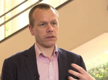 Neurocientista vê futebol negligente com riscos de demência e Alzheimer