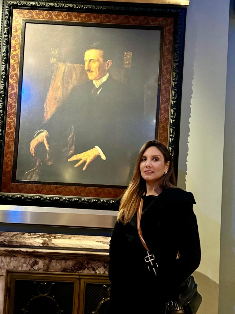 Vem Com a Dani Museu Nikola Tesla Belgrado