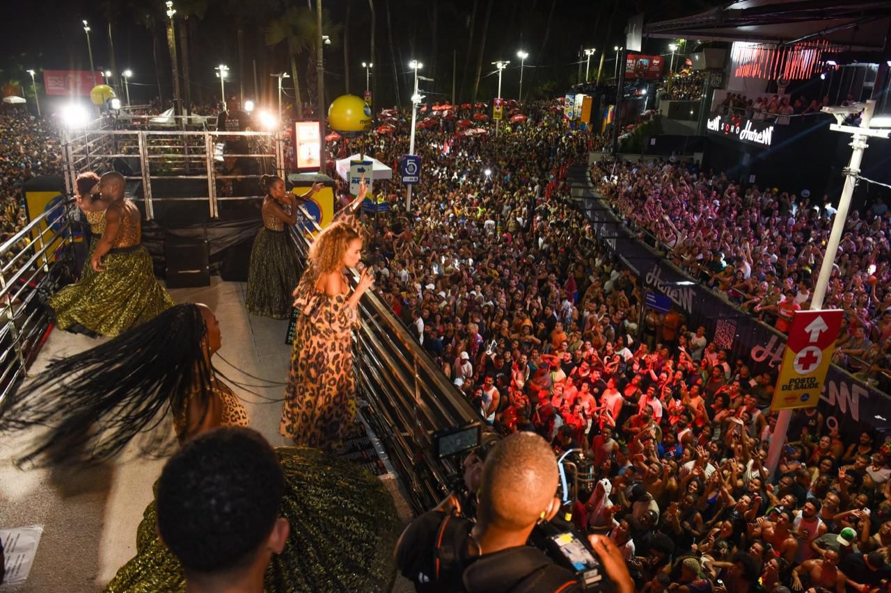 Davidson Pelo Mundo: Carnaval em movimento, entre viagens e folias de casa