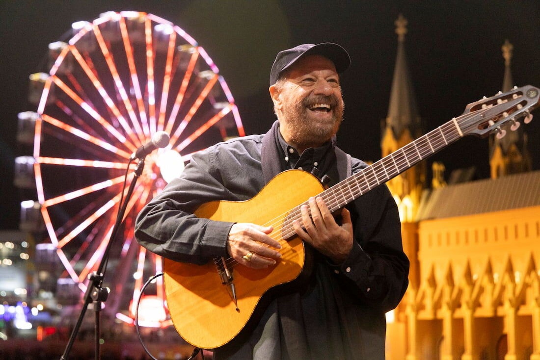 Público em um festival de música