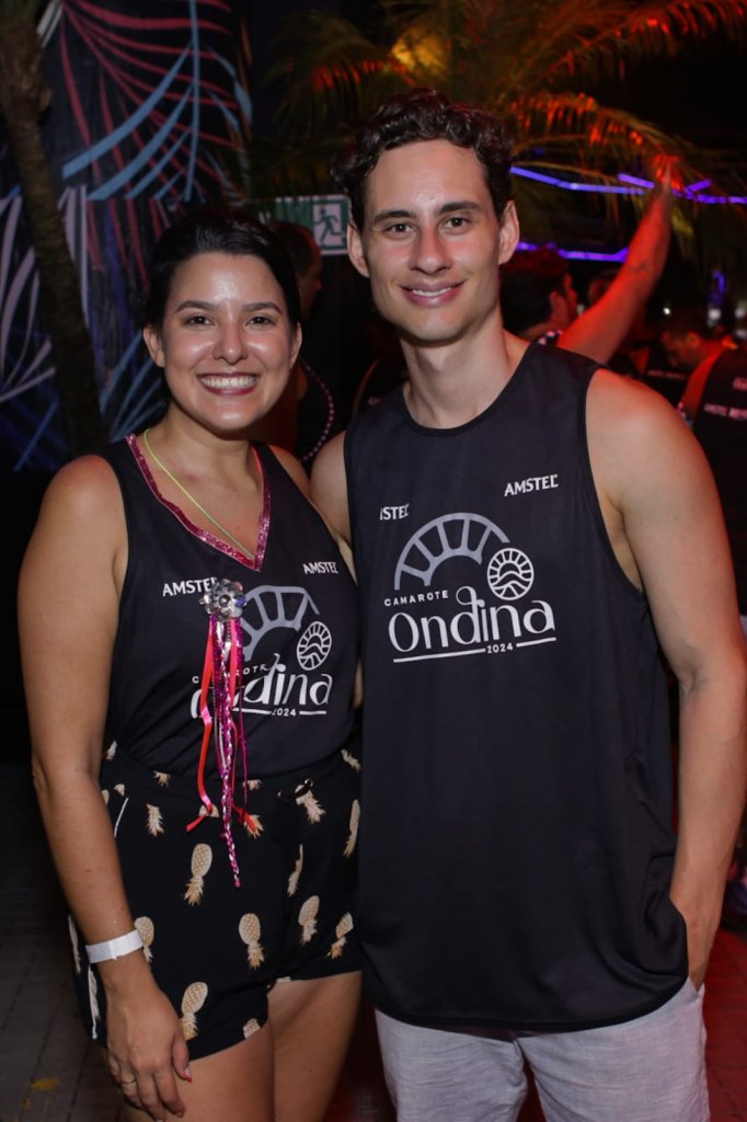 Rebeca Menezes e Guilherme no Camarote Ondina, no sÃ¡bado de Carnaval