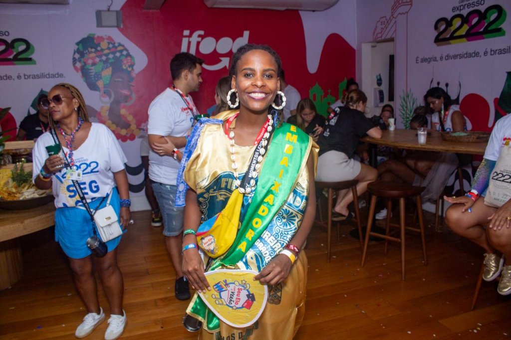 Monique Evelle no Camarote Expresso na noite de segunda-feira (12)