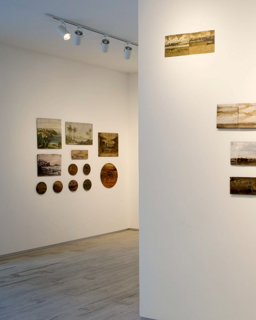 Exposição da Paulo Darzé Galeria de Arte, no Corredor da Vitória