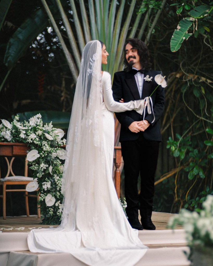 Maju Trindade e Mateus se casando na Bahia