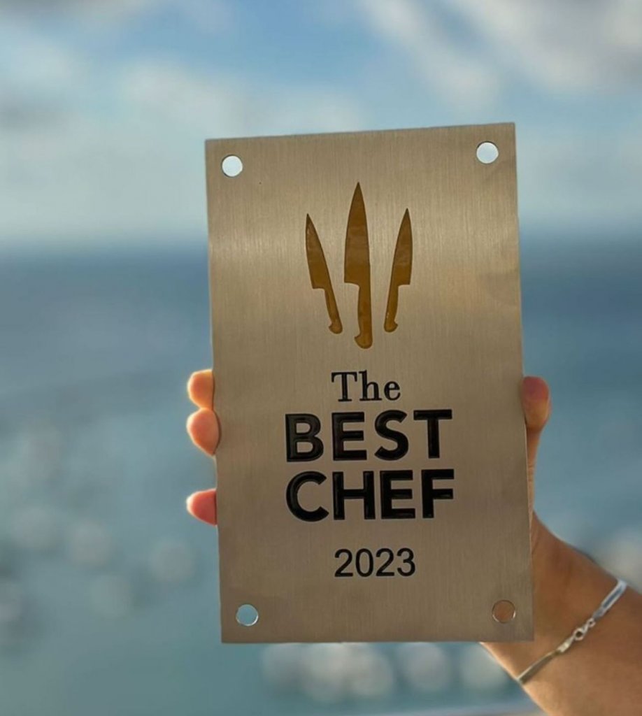 Placa The Best Chef 2023 recebida pelo Origem