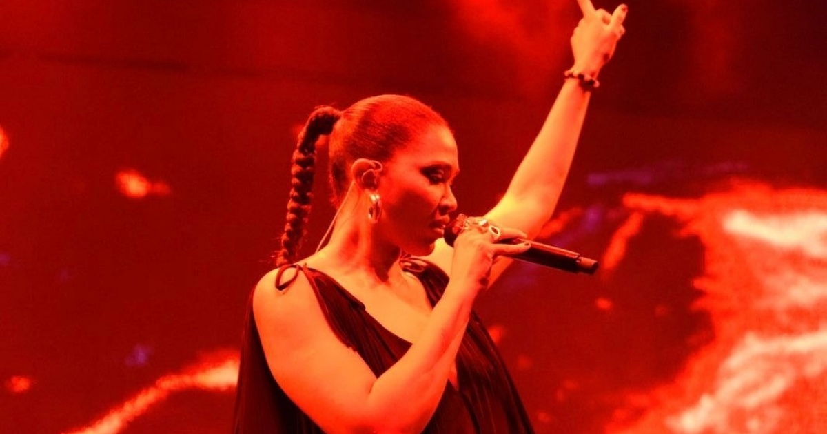 Luedji Luna Incendeia a Concha Acústica com Show Épico ao Lado de Seu Jorge e Revela Sonho de Colaborações Musicais!