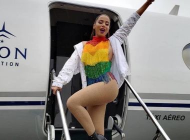 Avião que Anitta voava é interditado em operação de combate a táxi-aéreo clandestino
