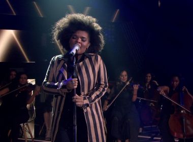 Apesar da escolha de Iza, público elimina baiana Edyelle na semifinal do 'The Voice'