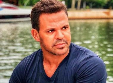 FÃ£s apedrejam Ã´nibus de Eduardo Costa apÃ³s cancelamento de show: 'Burrada atrÃ¡s da outra'