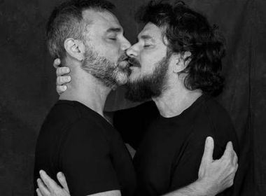 Artistas da Globo se beijam em campanha contra preconceito e censura; veja