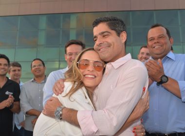 Claudia Leitte não cobrará cachê em show do Centro de Convenções de Salvador