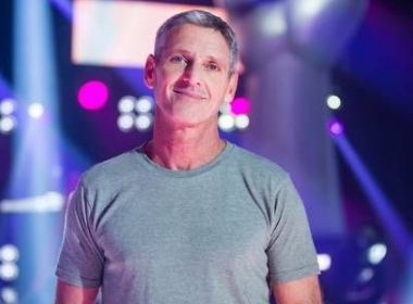 Diretor do 'The Voice Kids' morre aos 58 anos após sofrer infarto