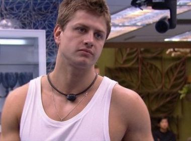 Quarto homem eliminado, Lucas deixa o 'Big Brother Brasil 20' com 62,62% dos votos