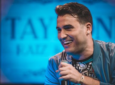 Bahia Not&iacute;cias / Holofote / Not&iacute;cia / Tayrone lan&ccedil;a v&iacute;deo de ...