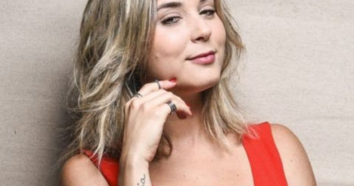 Exatriz da Globo revela ter sido estuprada por diretor 'Me enganou e me drogou' Notícia Exatriz da Globo revela ter sido estuprada por diretor 'Me enganou e me drogou' Notícia