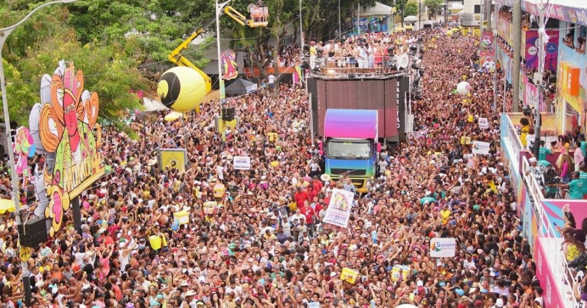 Bahia Notícias / Holofote / Notícia / Empresários preparam 'cartas na manga' caso pandemia exija novo formato para Carnaval - Vimarsana News