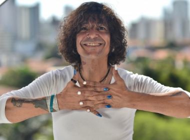 Luiz Caldas revela uso da maconha e diz: 'Me deixa tranquilo'