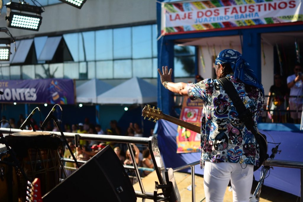 Bell Marques no Circuito DodÃ´ na terÃ§a de Carnaval de 2024