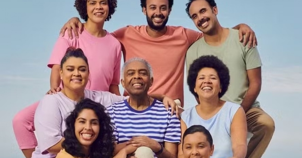 Gilberto Gil publica homenagem de Dia dos Pais com foto ao lado de Preta; confira