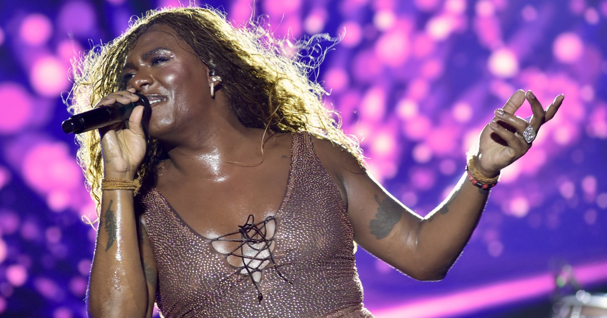 Liniker Incendeia o Afropunk: Show Histórico com 'Caju' e Declaração de Amor à Bahia!