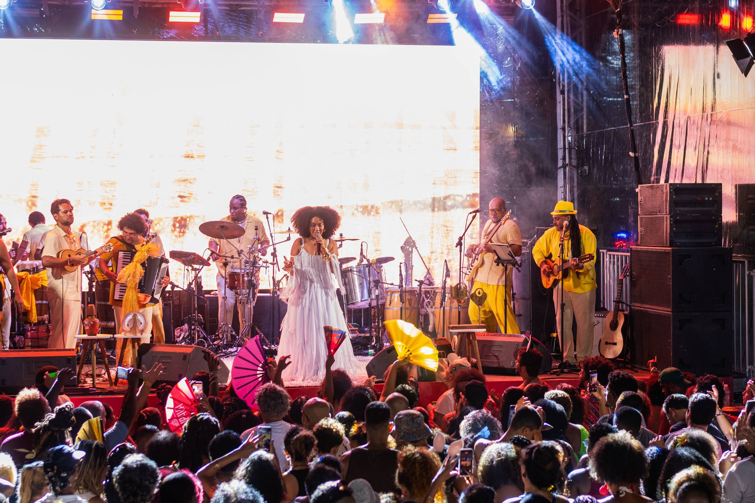 Mariene de Castro desabafa após ter show interrompido no Carnaval de Salvador: 