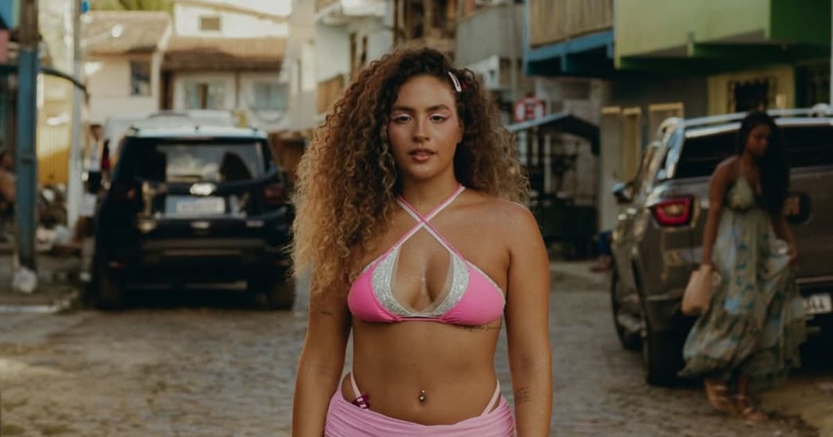Sofia Pitta Leva o 'Suíngue e Maresia' ao Rio Vermelho: Show Imperdível!
