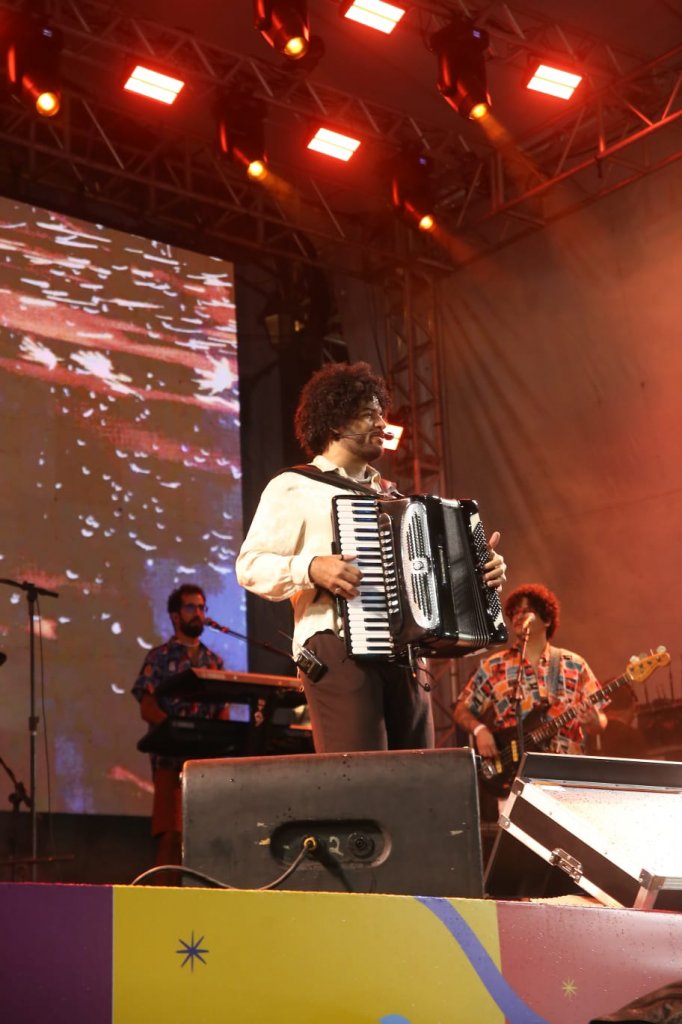 VÍDEO: Com show antecipado, Mestrinho leva o melhor da sanfona para o São João do Pelourinho 7 Mestrinho com sanfona no Largo do Pelourinho
