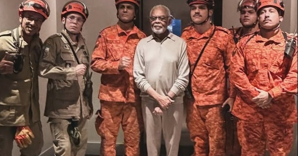 Gilberto Gil é resgatado após ficar preso em elevador no Rio