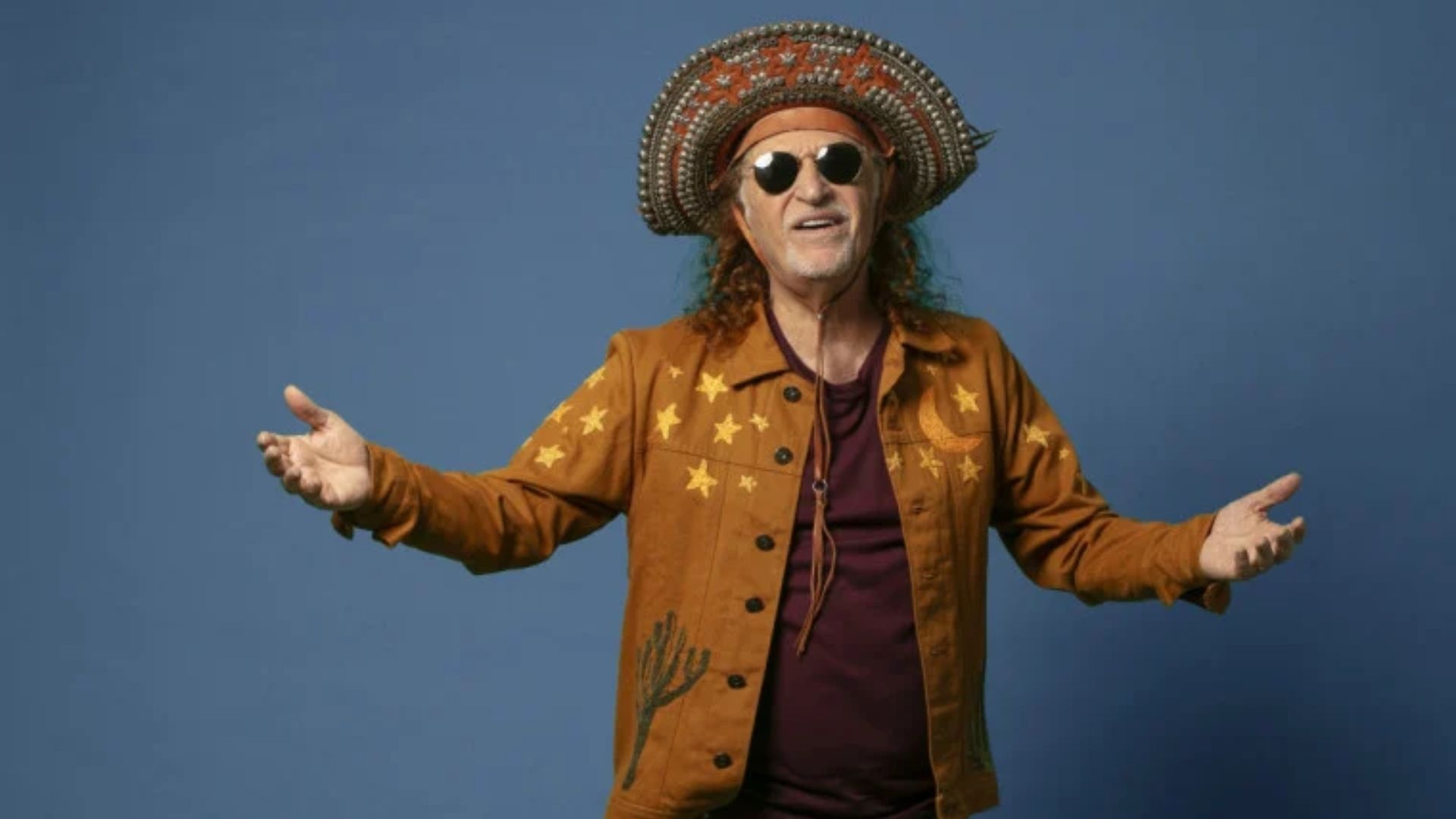 Alceu Valença repudia uso de música em ato de campanha de Flávio Bolsonaro no Recife