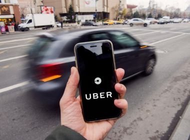 Motorista de Uber é indenizado após ser chamado de 'psicopata' por clientes