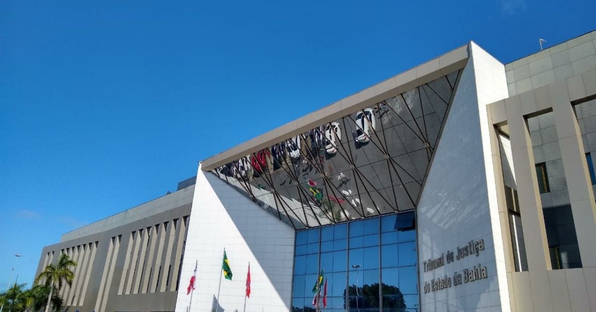 Bahia Notícias / Justiça / Notícia / Faroeste: Advogado faz delação  premiada e pagará R$ 2,2 milhões para ter pena reduzida - 08/04/2020