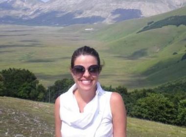 Juíza é morta a facadas pelo ex-marido na presença das três filhas no Rio de Janeiro