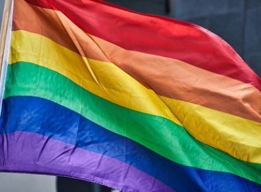 STJ julgará medidas protetivas em favor de mulher trans com base na Lei Maria da Penha