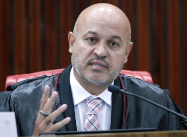 Vice de Aras na área eleitoral deixa o cargo dois dias após propor multa a Bolsonaro