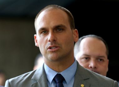PGR arquiva apuração contra Eduardo Bolsonaro por compra de imóveis de luxo no RJ