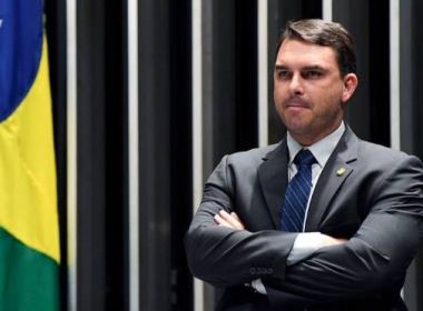 Justiça nega quebra de sigilo bancário e fiscal de Flávio Bolsonaro após pedido do MP