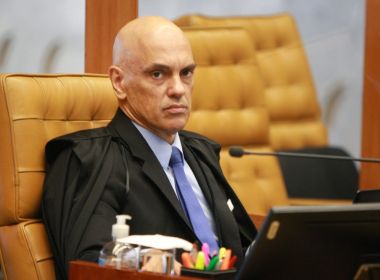Bolsonaro tem 48h para esclarecer ao STF seu desejo de expor nomes de técnicos da Anvisa