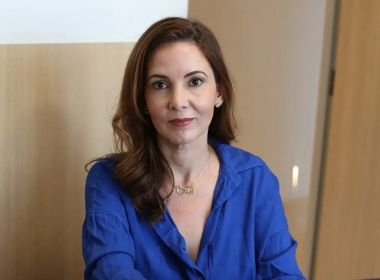 Daniela Borges toma posse e se torna primeira mulher presidente da OAB-BA
