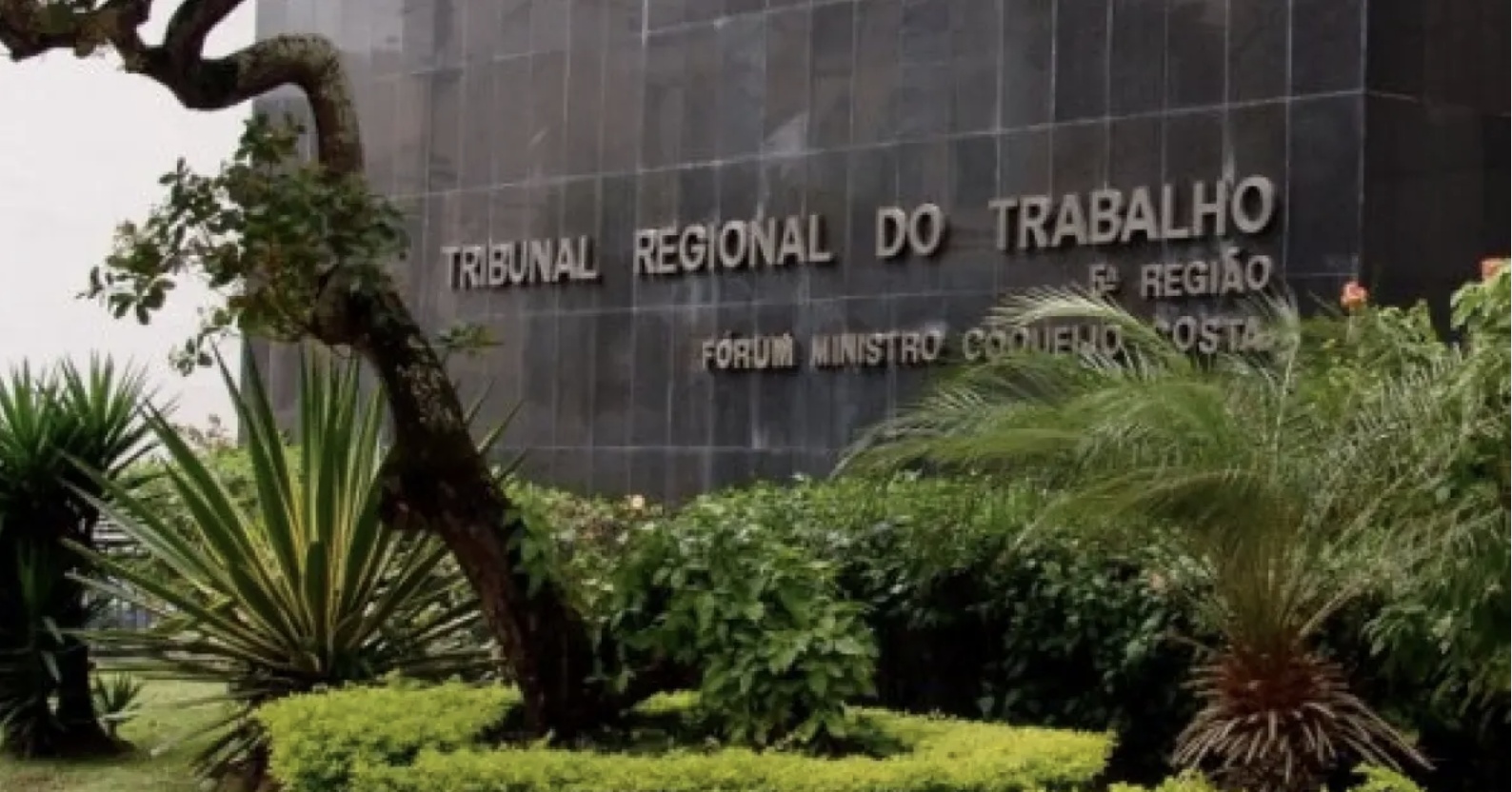 TRT-BA devolve imóvel à União em Salvador; prédio será compartilhado entre Sesab e Ministério Público