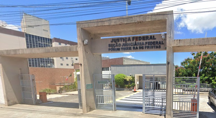 Justiça Federal na Bahia mantém frota de 43 veículos com idade média de 13 anos; saiba detalhes