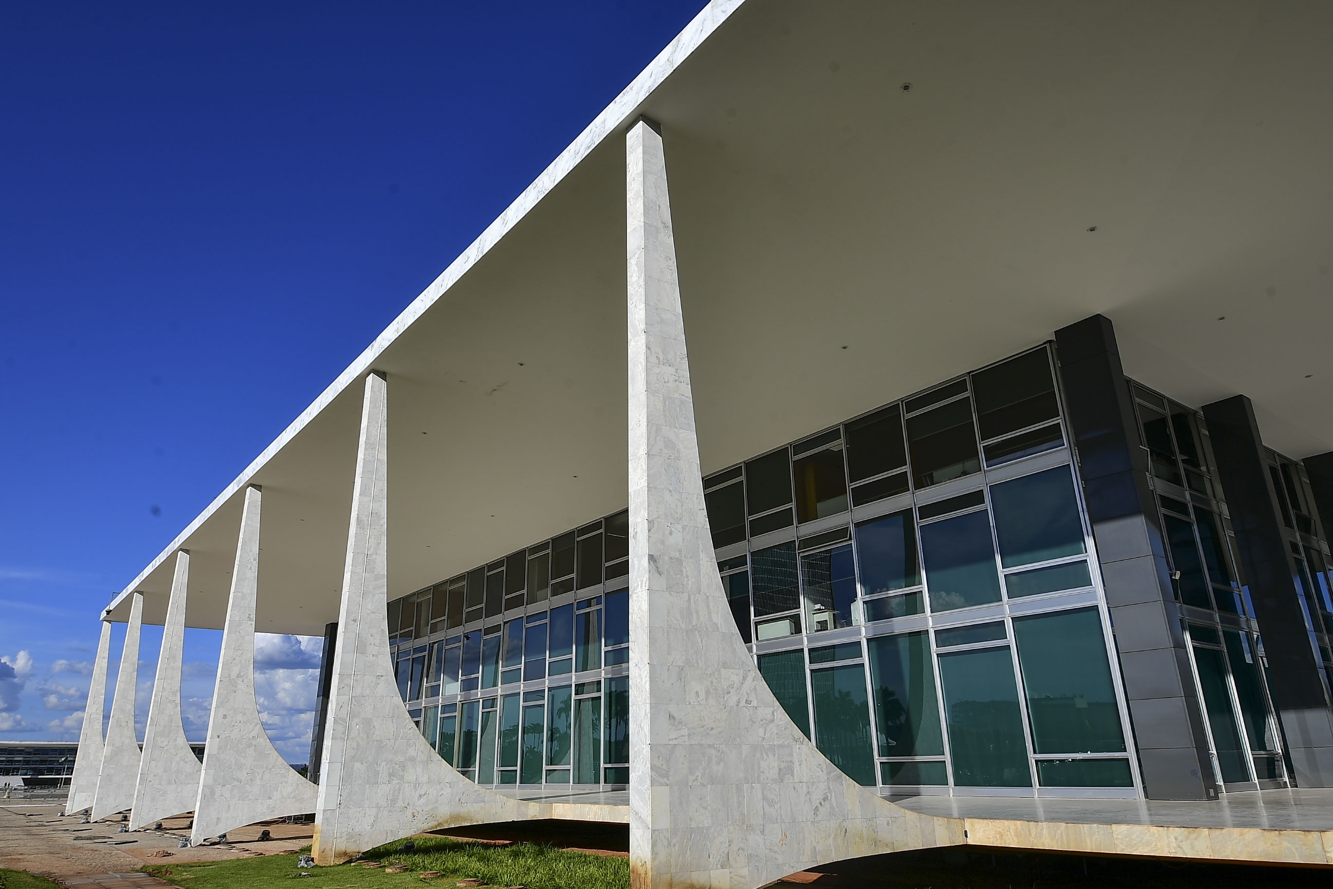 STF valida lei baiana contra fake news e encerra ação movida pelo PL sobre o tema