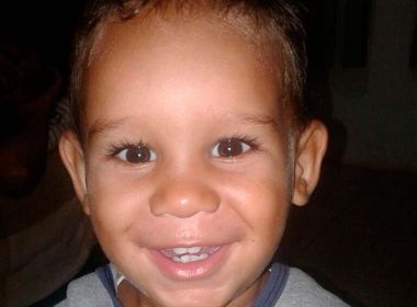 LEM: Criança de 1 ano morre afogada após cair em tanque de criação de peixes 