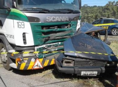 Antônio Cardoso: Seis morrem em batida entre carro e carretas na BR-116