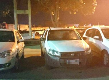 Feira: PolÃ­cia prende acusados de comprar carros com cheques sem fundo