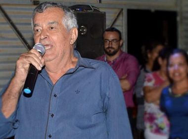 João Dourado: Prefeito tenta recurso, mas TJ mantém esposa e sobrinho exonerados