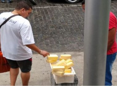 Homens vendem requeijão falso em frente a agências bancárias no centro de Itapetinga