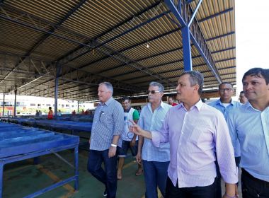 Rui entrega novas instalações de escola em Paramirim e anuncia novos investimentos