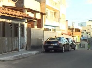 Itabuna: Grupo invade casa, ameaça família e rouba carro