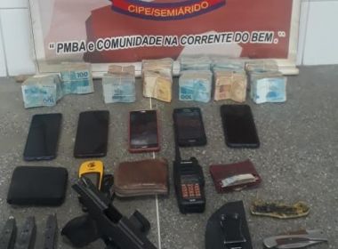 Canarana: PM apreende R$ 101 mil em espécie e meio milhão em cigarros ilegais