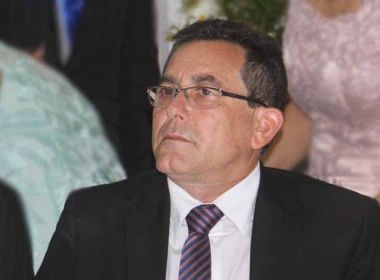 Prefeito de Pé de Serra é proibido de publicar em redes sociais menções à candidatura